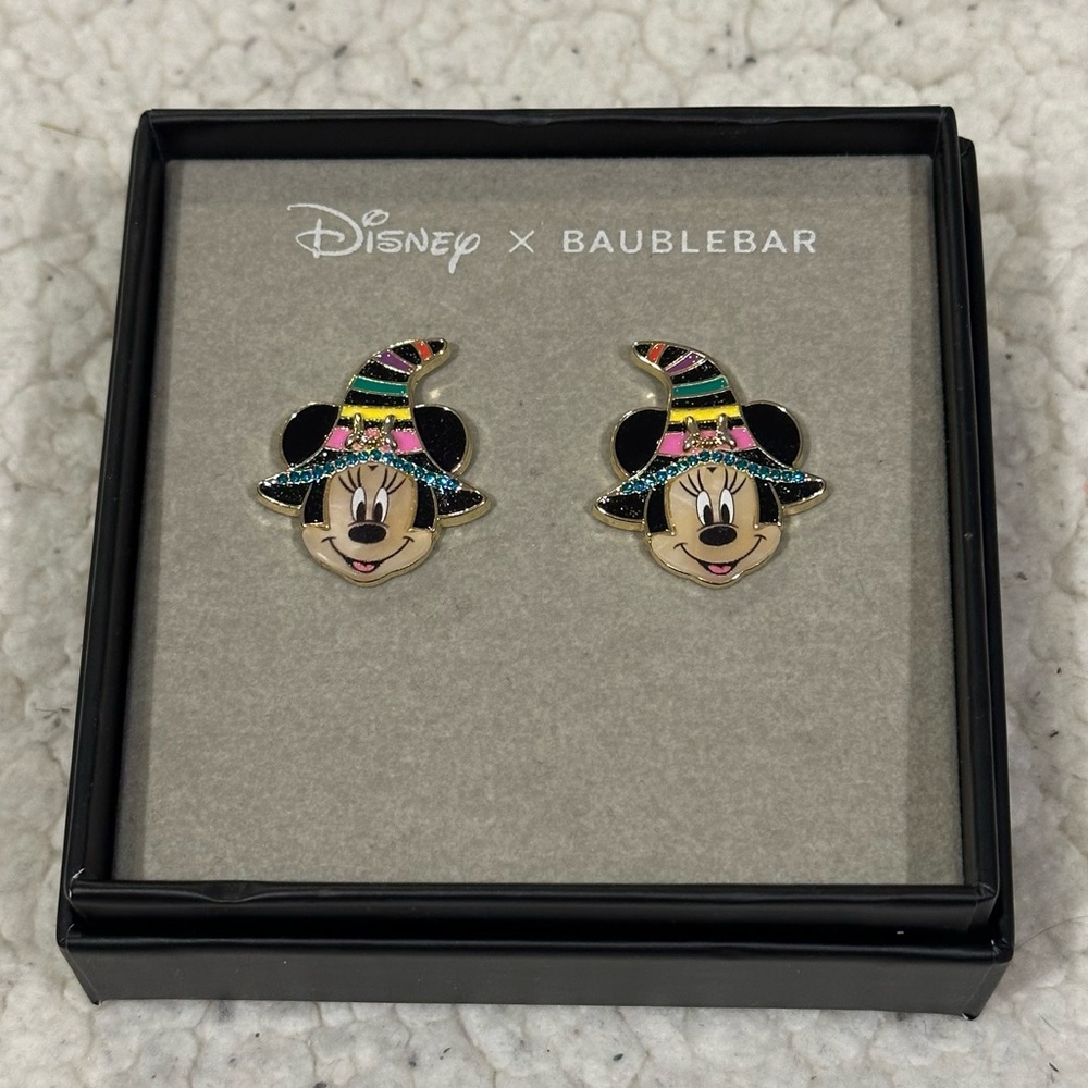 NWT disney baublebar minnie mouse witch halloween earrings